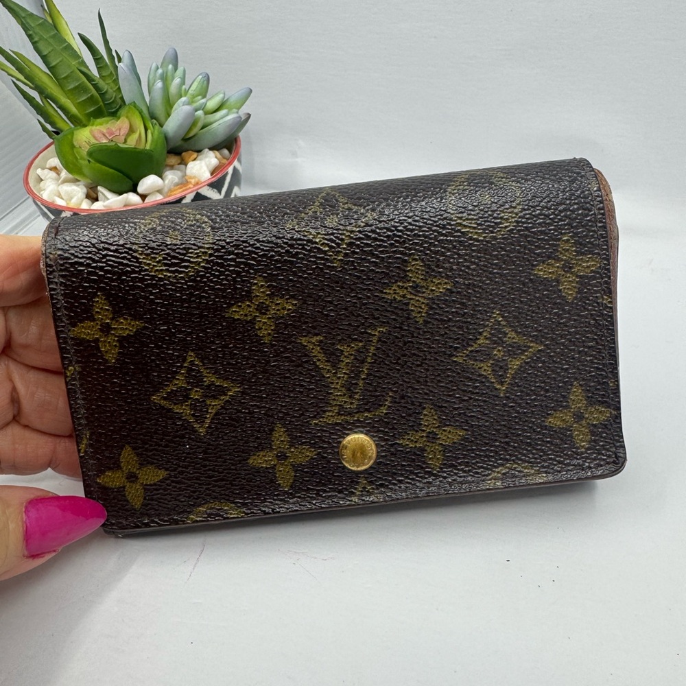 Louis Vuitton Porte Monnaie Monogram Tressor Bifold Wallet